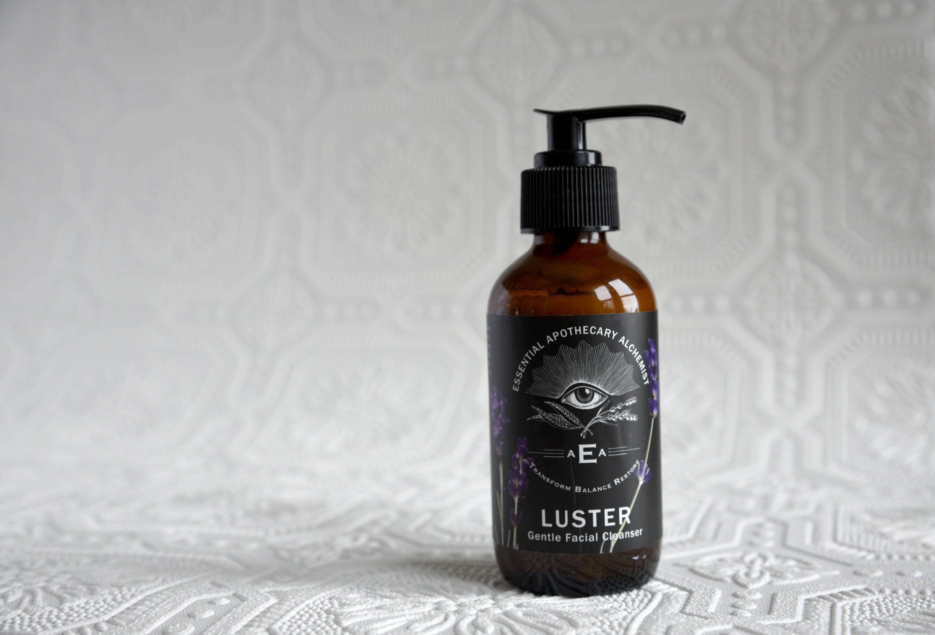 LUSTER : Facial Cleanser